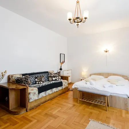 Apartment Casa Cu Cires Brasov