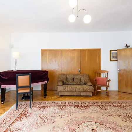 Apartment Casa Cu Cires Brasov
